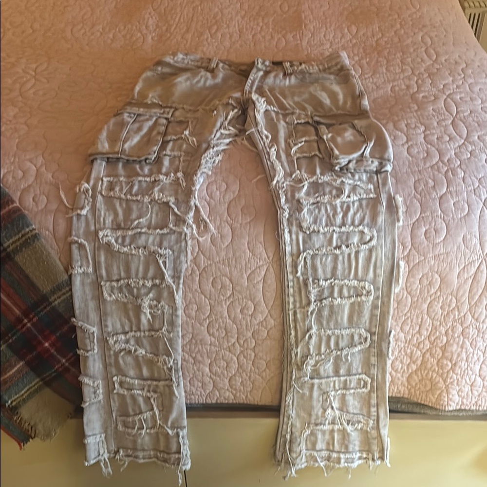 Distressed Light Gray Jeans